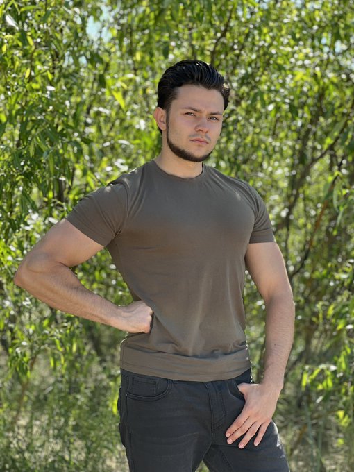 should i dress down? https://t.co/MXSh55OXg9