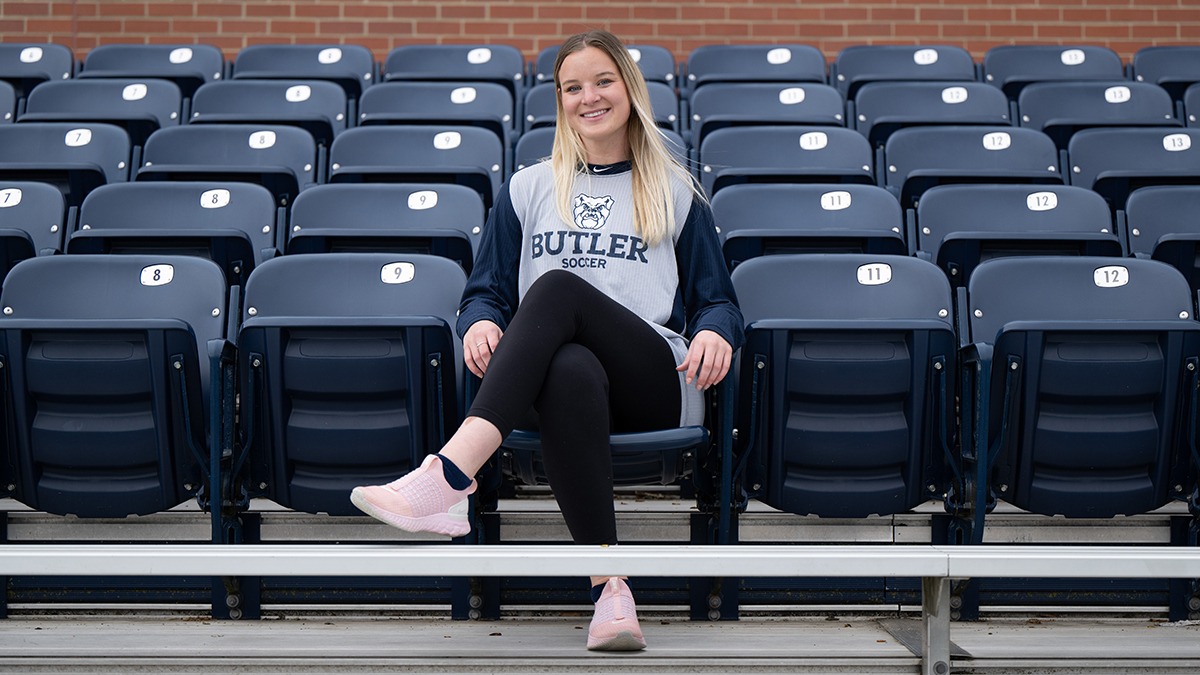 When J.J. ‘95 &amp; Emily DeBrosse ‘96 lost their 15-week-old daughter to sudden infant death syndrome, they turned to the Butler family to keep her story alive. Learn more about the Catherine Sabrina DeBrosse scholarship &amp; how it supports female athletes.

stories.butler.edu/making-a-diffe…