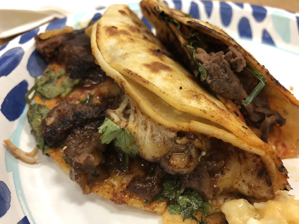 A huge shout out to #LittleBambooFoodTruck for blessing our staff with lunch today!   What a treat!  #followthepanda <a href="/SterlingElem/">Sterling Elementary</a>