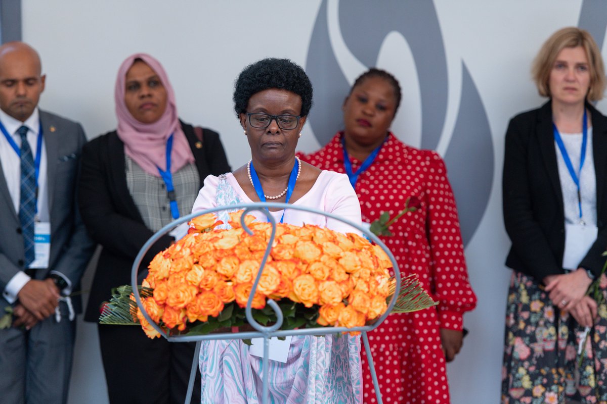 realrwandanews's tweet photo. #Realrwanda:Delegates attending the Biennial Meeting of the Commonwealth Forum of National Human Rights Institutions @CFNHRI paid respects to victims of the Genocide against the Tutsi,and learnt more about the history of Genocide through a physical guide of the memorial exhibits. https://t.co/xIgPwwoYiH