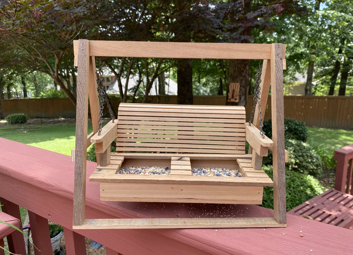 KATVMelinda's tweet photo. Look at what my sweet Louisiana friend, @timtircuit sent me after he saw I had started backyard bird feeding. His handmade bird feeder swing and an Adirondack chair squirrel feeder. So whimsical and well made. Check out Tim’s @Etsy site at https://t.co/X0lUbnPB9R. Thanks Tim! https://t.co/zb3uI50yFd