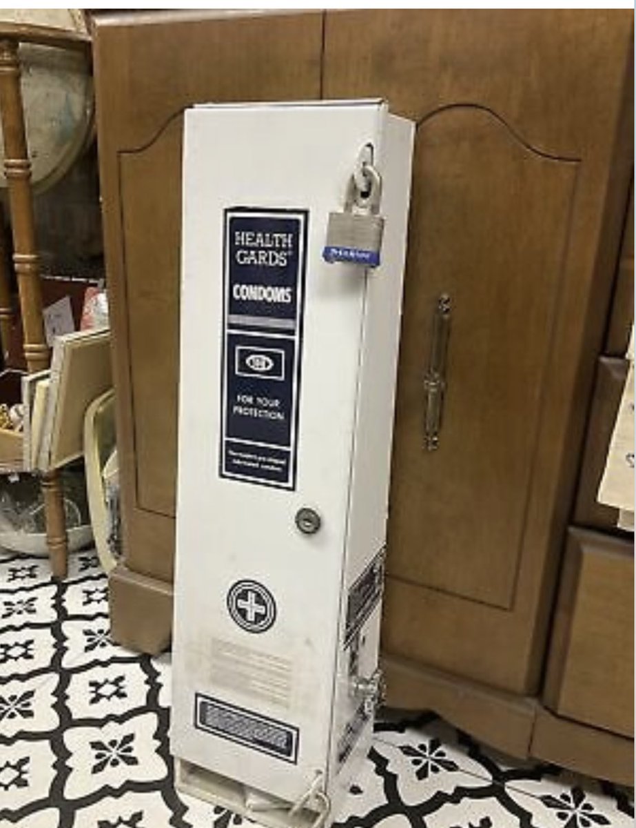 I just found a vintage condom vending machine on @eBay I think if I set up outside Hershel Walker’s house it maybe a good income stream for retirement #howmanykidsyougot
