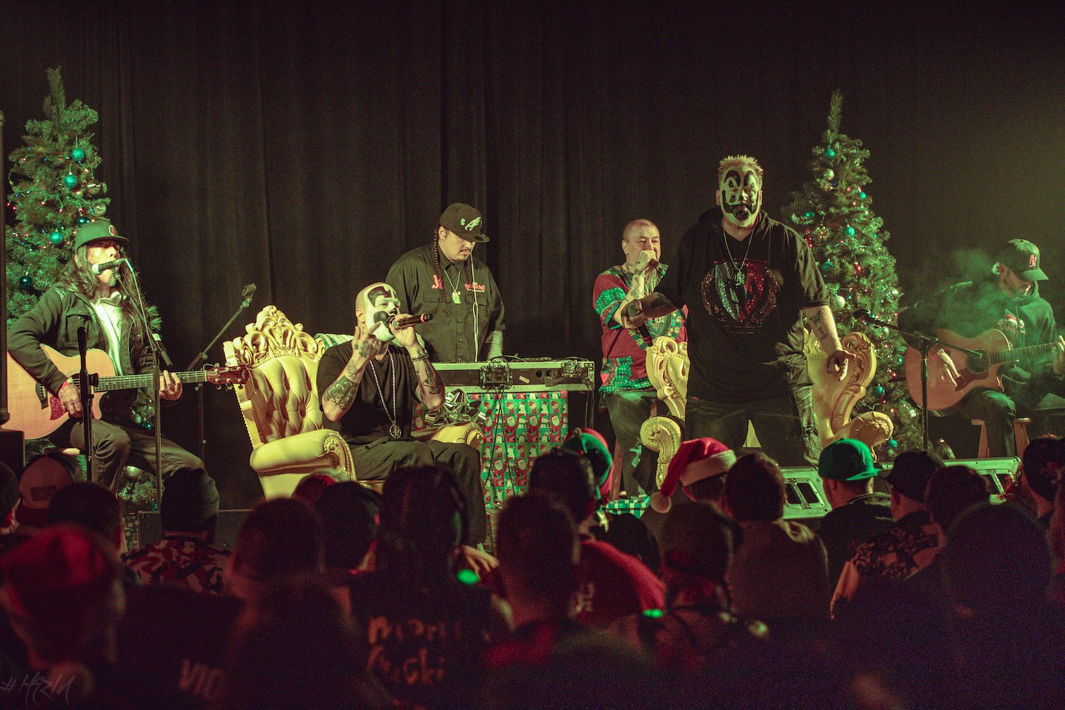 Icp Christmas At Our House 2022 B9Ilt6H2P9Uaym