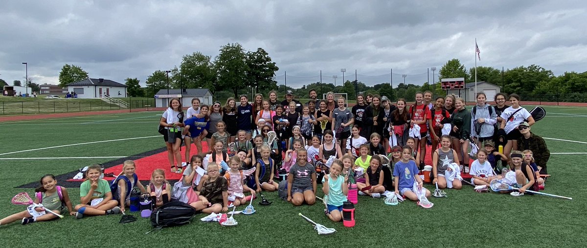 Such a great week of camp! So much fun 🎉 thank you to our high school players for being amazing coaches and counselors! 🐾