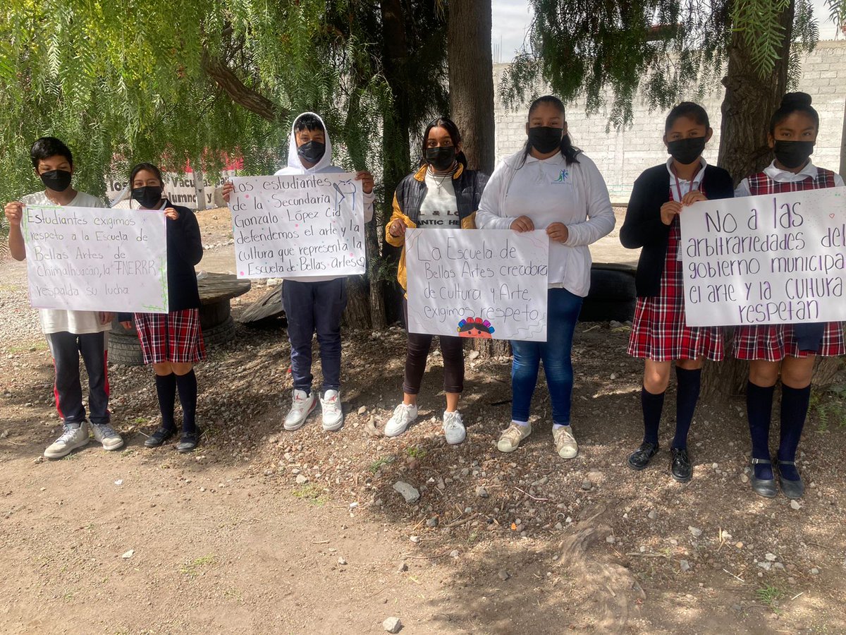 Fnerrr_Chimal21's tweet photo. ¡Defendamos la educación pública!

Nota completa: https://t.co/g63iqvFvCN https://t.co/CAVkLCodGu