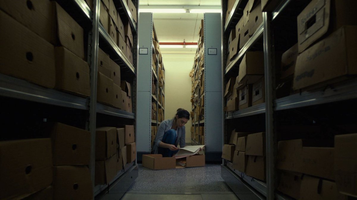 HotDocs's tweet photo. TODAY ➡️ @TJFFtweets moves online! If you missed BLUE BOX at #HotDocs21, don't miss your second chance to catch this stellar doc directed by @MichaWeits at #TJFF2022. Watch online anytime between Jun 16-26: https://t.co/Hz8HdGAzMR https://t.co/kkUaZoaZGs