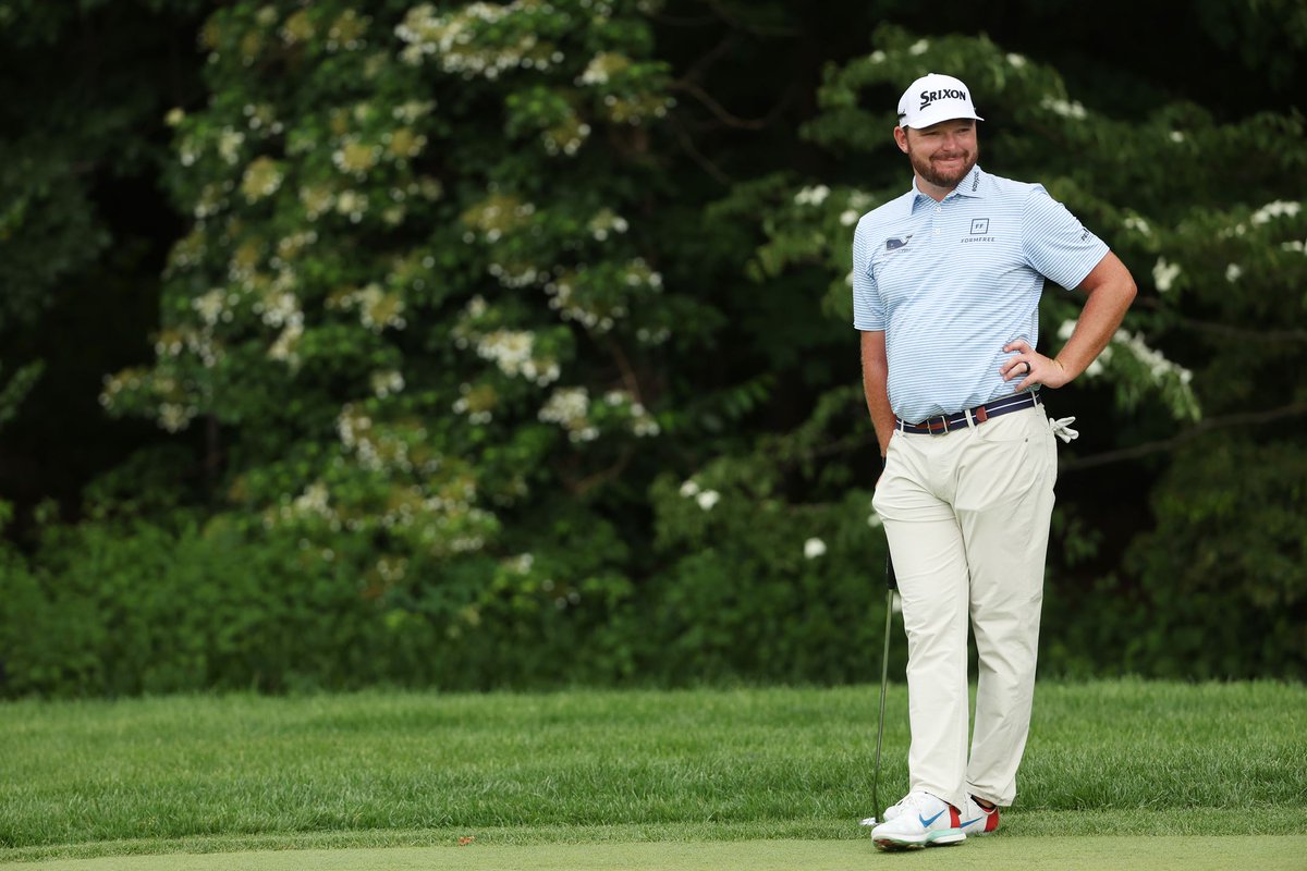 All smiles after a good day of work at the Country Club! @usopengolf 🇺🇸 @SrixonGolf @RealFormFree @easypost @vineyardvines @KJUS_Company @nikegolf @provitalsol @curingcancer #wilsoncadillac