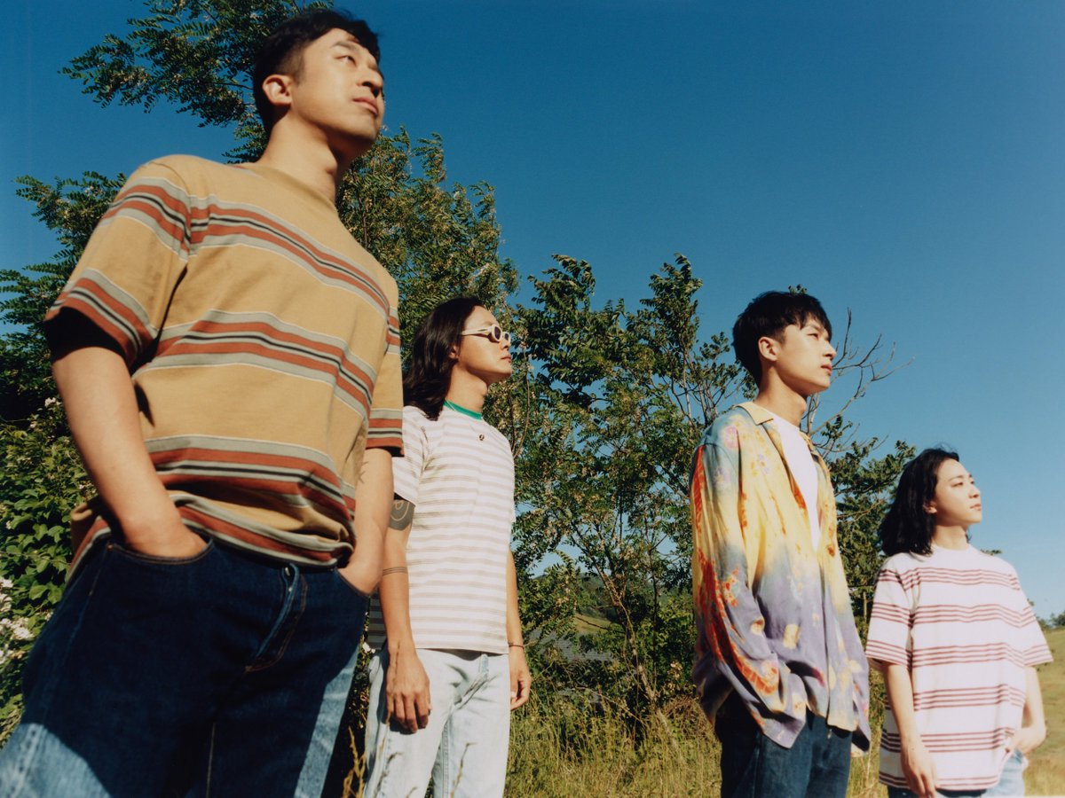 UROROS_NET's tweet photo. 韓国ジャムポップバンドCADEJO × ラッパーNucksal、コラボアルバム『Sincerely Yours』本日6月17日リリース。ライブセッション映像も公開 - https://t.co/kVIDESAHVJ

ジャムセッションを愛する全てのファンに送るアルバムが完成 https://t.co/XUzi4pOerq