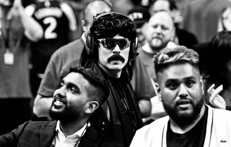 DrDisrespect's tweet photo. I just took a look around.

There’s still nobody on my level. Not even close. https://t.co/K0MflbE277