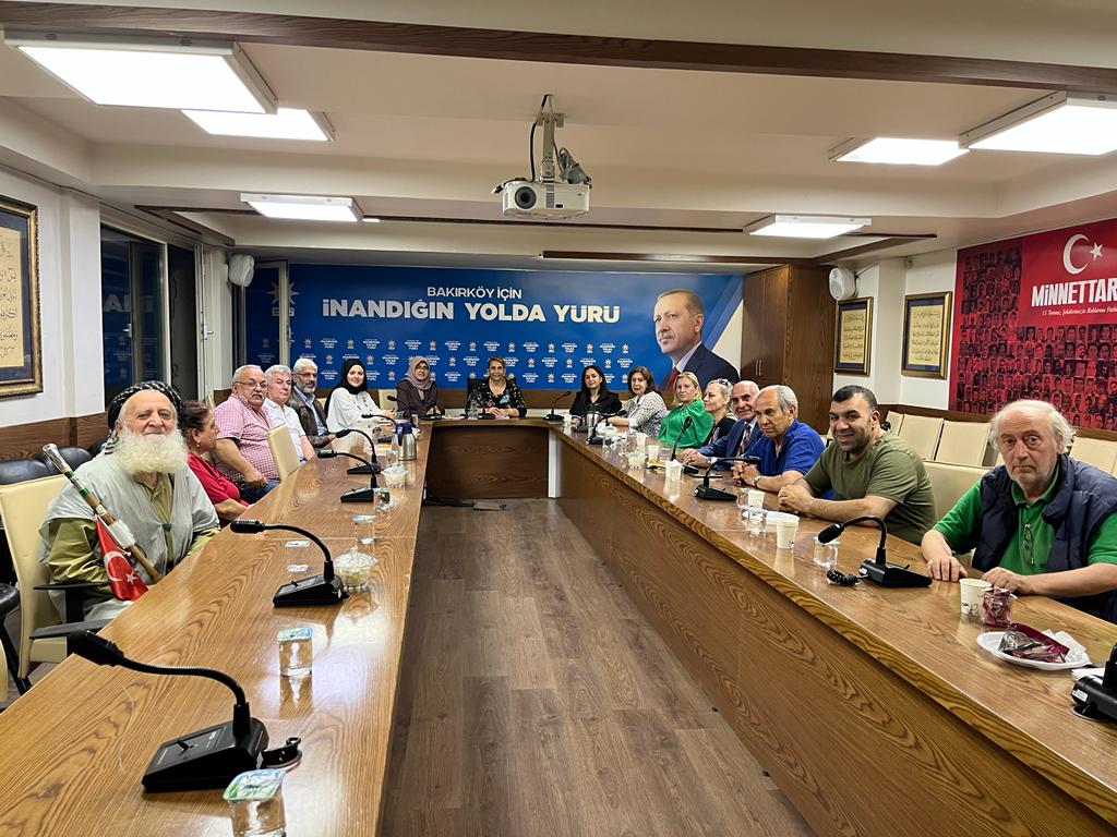 Kartaltepe Mahallesi olarak haftalık olağan toplantımızı  yürütme kurulu <a href="/aslihansenn/">Aslıhan Şen</a> başkanımız ve yönetim kurulu <a href="/YuksellGulen/">Gülen Yüksel</a> başkanımız neznin'de gerçekleştirdik 🇹🇷
<a href="/tmazlumoglu/">Tülin Mazlumoğlu Kestane 🇹🇷</a> <a href="/AvCumaParlak/">Av. Arb. Cuma PARLAK</a> <a href="/BirdalMuammer/">Muammer BİRDAL</a> <a href="/ismet_ozturk/">İsmet Öztürk 🇹🇷</a>