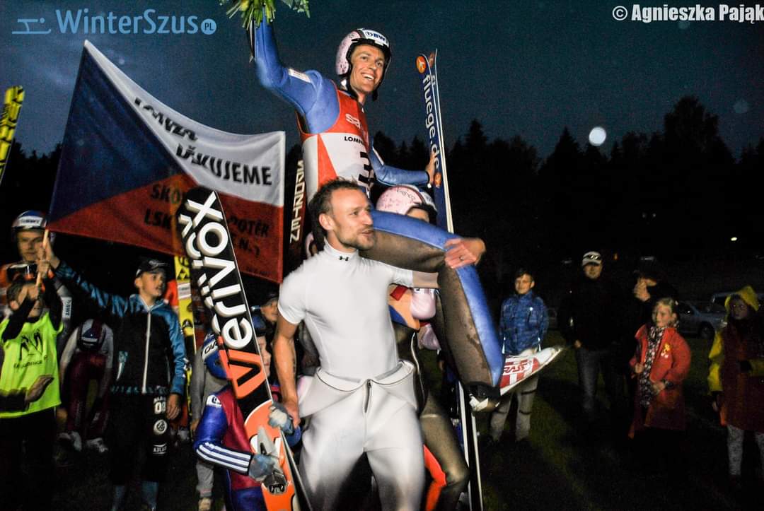 Aga_Pajak's tweet photo. Dokładnie 5 lat temu w #Lomnice 🇨🇿 ostatni skok oddał Jan Matura. #skijumpingfamily https://t.co/GoGg83SxFR