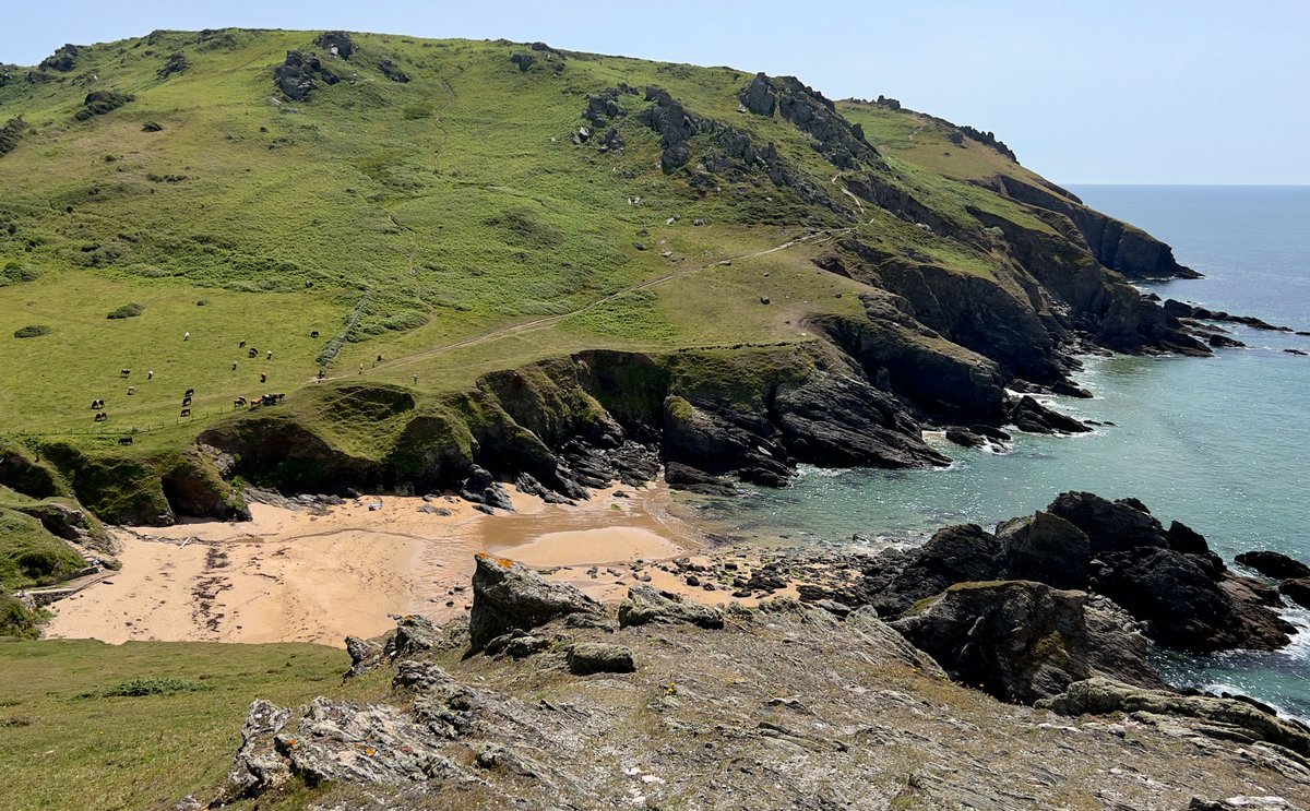 AndrewMoorepain's tweet image. #BPSASM2022 @BritishPainSoc @NeilOConnell  To thank you for having me, here&apos;s a picture of Soar Mill Cove in Devon. Different from Wembley. And curiously apposite and funny, if you like homophones.