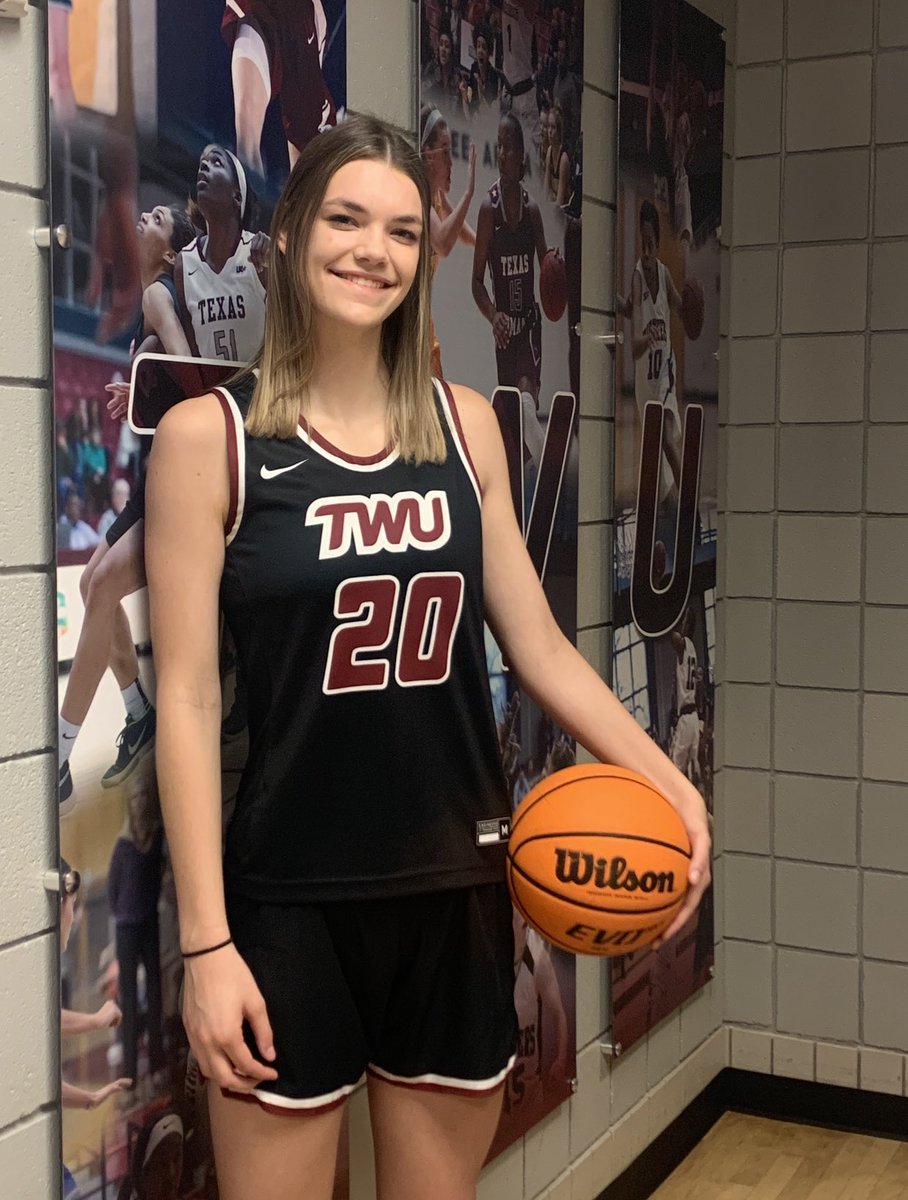 torie :) tweet media