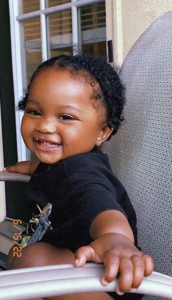 sevenaqt's tweet photo. man my baby really beautiful #10mos https://t.co/LAqV5ImQCI