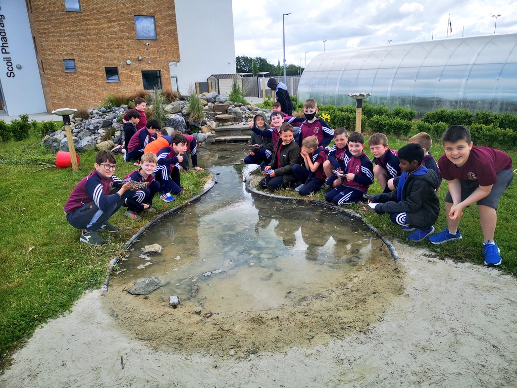 scoil_an's tweet photo. 🚣 Viking Longboats!!! 🚣
3rd class continued their learning about The Vikings by building rafts and crossing the North Sea! There may have been a few Viking raids along the way!
#outdoorlearningireland #outdoorlearning https://t.co/MPxBRWyR7U