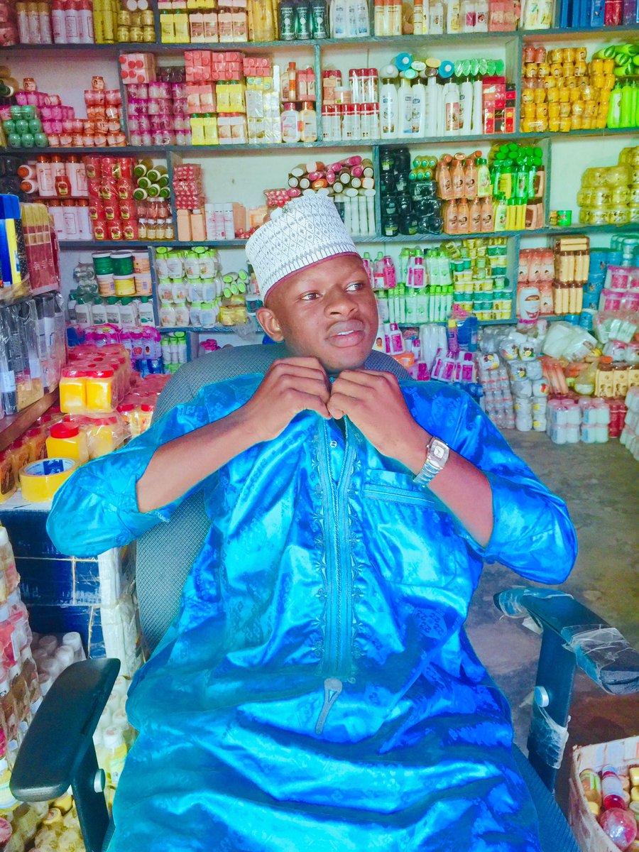 AliGombe4's tweet photo. Oui oui Gombe https://t.co/NUGrQmbZ19