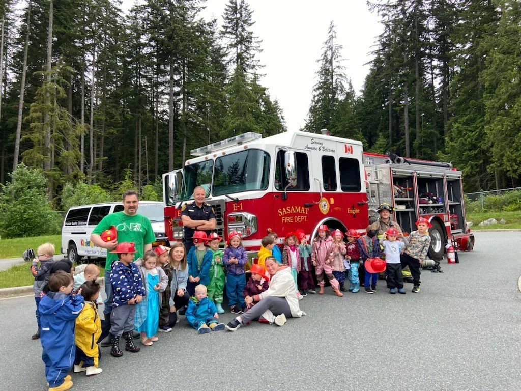 This morning we held an info session with some future volunteers at one of our local daycares.  The kids had a blast checking out the firetruck 🚒 

#svfd #firefighter #fireman #firefighting #fireservice #firedepartment #volunteer #firstresponders #an… instagr.am/p/Ce4TEK9v-YQ/