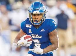 TouchdownBatman's tweet photo. #AGTG BOOM! After a great conversation with @DBCoachMcGraw I am absolutely blessed to receive an offer from Tulsa University 💙 @CoachJRayburn @KyleMossakowski @coach_johnson05 @CoachHoneyBear1 @LSHS_FBRecruits @drkharp https://t.co/2tNUoXq86t