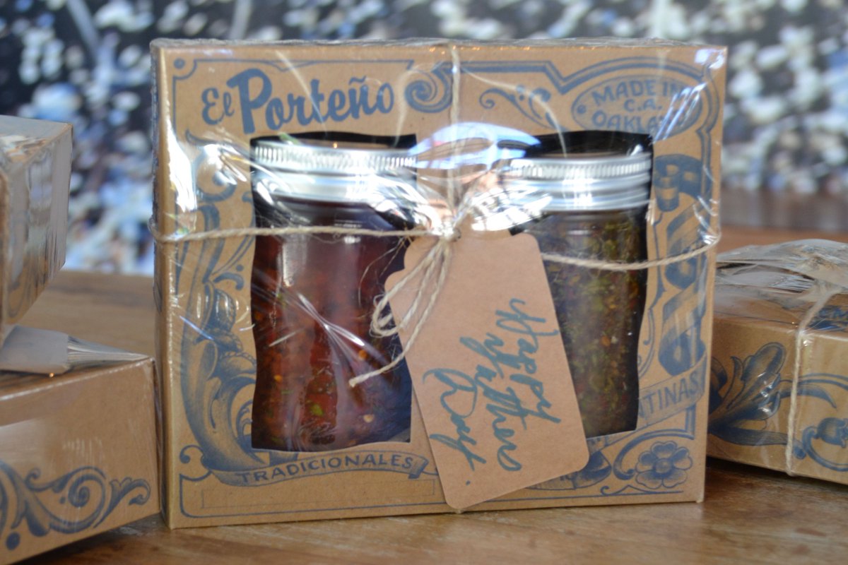 What do you give the dad that has it all? Chimichurri for all of their #BBQ needs of course! Our Chimichurri is perfect on just about anything! And for a limited time we're offering a Chimichurri 2-pack gift set just in time for #FathersDay! Hurry over to El Porteño to grab one!