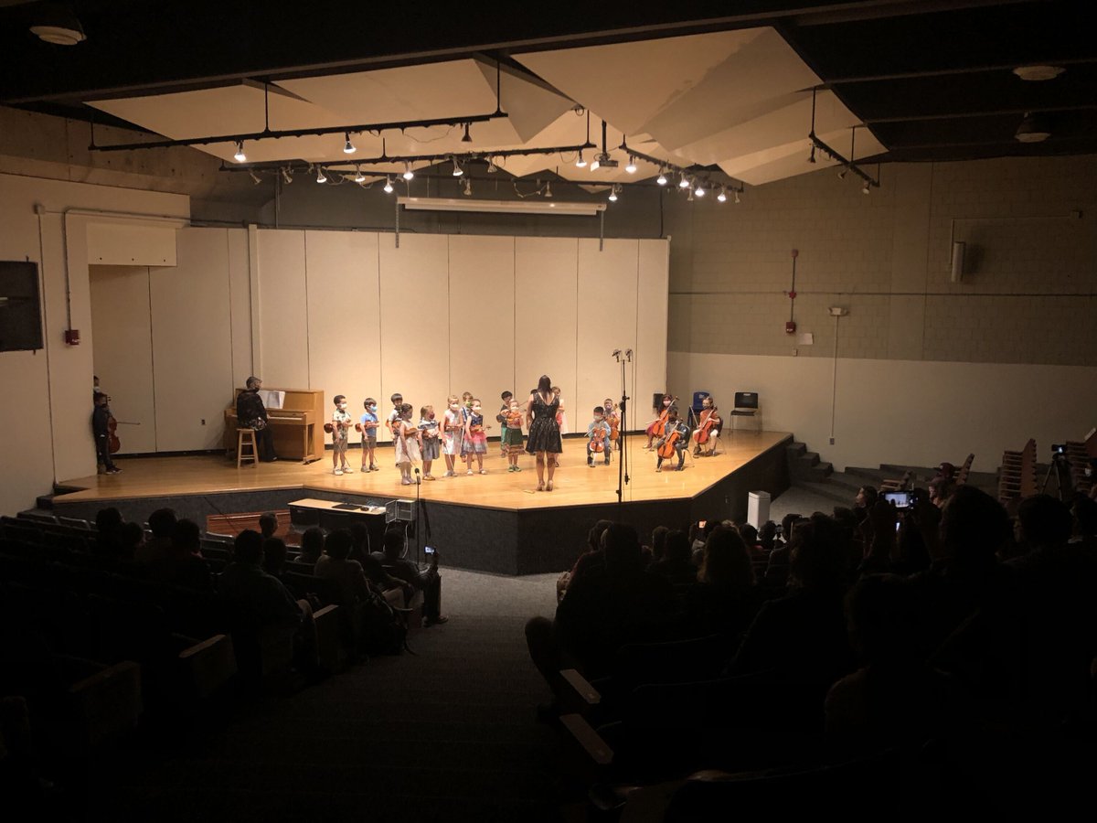 bosmusicproject's tweet photo. This week, orchestras from our JQES morning program showcased the work they've done throughout the yr, marking the end of the '21-'22  yr. These performances were even more special because we were able to invite parents &amp; guardians to attend in person for the first time in 2 yrs! https://t.co/snYWYPOrai