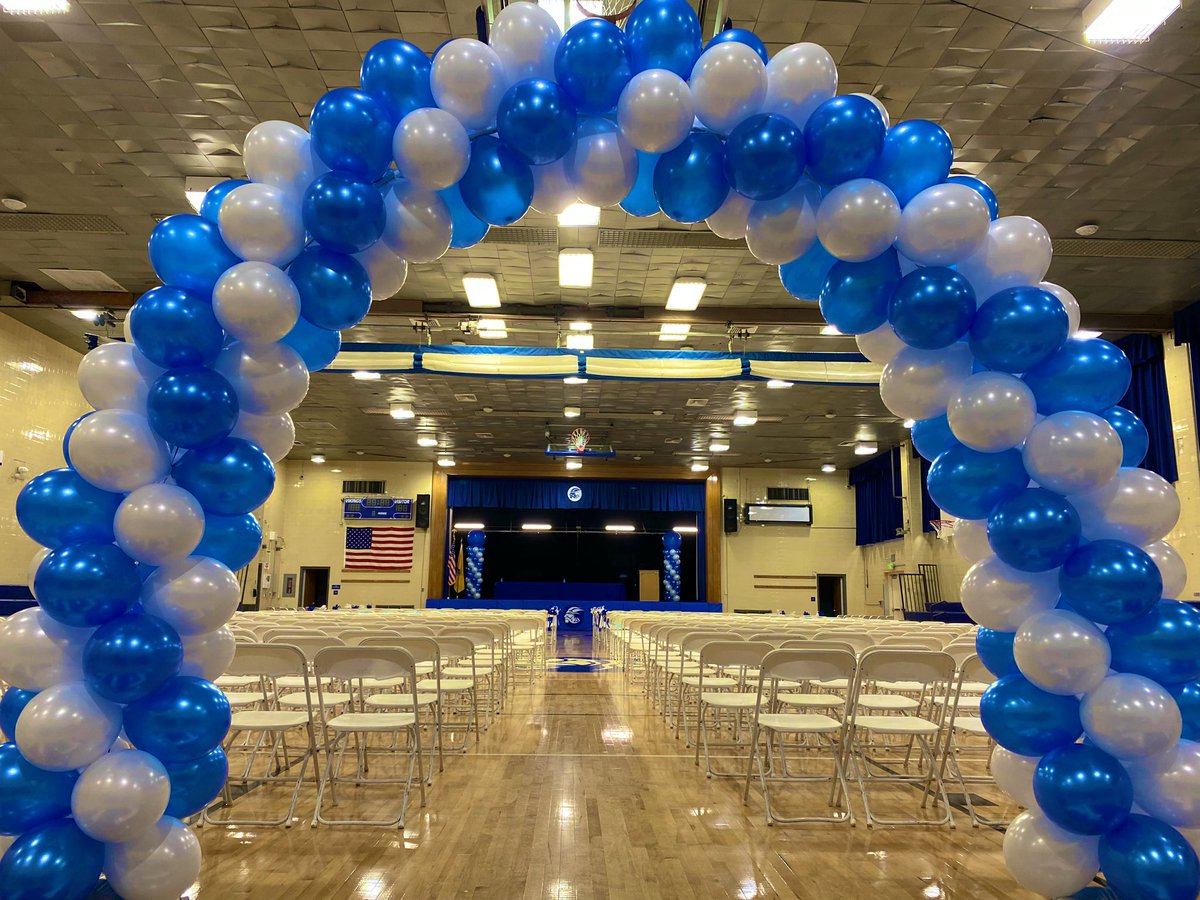 NA_VMS_NAHS's tweet photo. Ready for 8th grade graduation! 🎓👩🏻‍🎓👨🏻‍🎓 #NAVIkings https://t.co/CZHaea1uSs