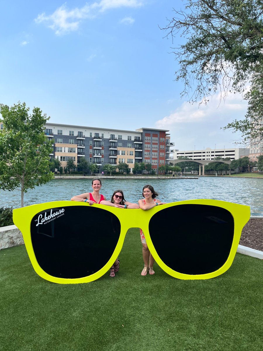 LasColinasTex's tweet photo. Enjoy snow cones and a photo opp at Summer Snow Down on Tuesday, June 21st from 4 p.m. to 8 p.m. In addition to free Kona Ice, a set of oversized sunglasses will be making an appearance at @WaterStDallas. 😎 https://t.co/yGSQsbGmzB
