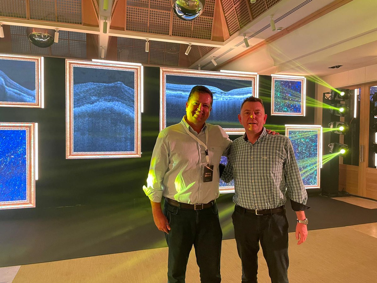 Club_Esp_Macula's tweet photo. Espectacular #DEMArte de @Novartis. Un innovador espacio para un fármaco prometedor. #ConocimientosCompartidos #EspirituCEM https://t.co/daSPqsKAsW