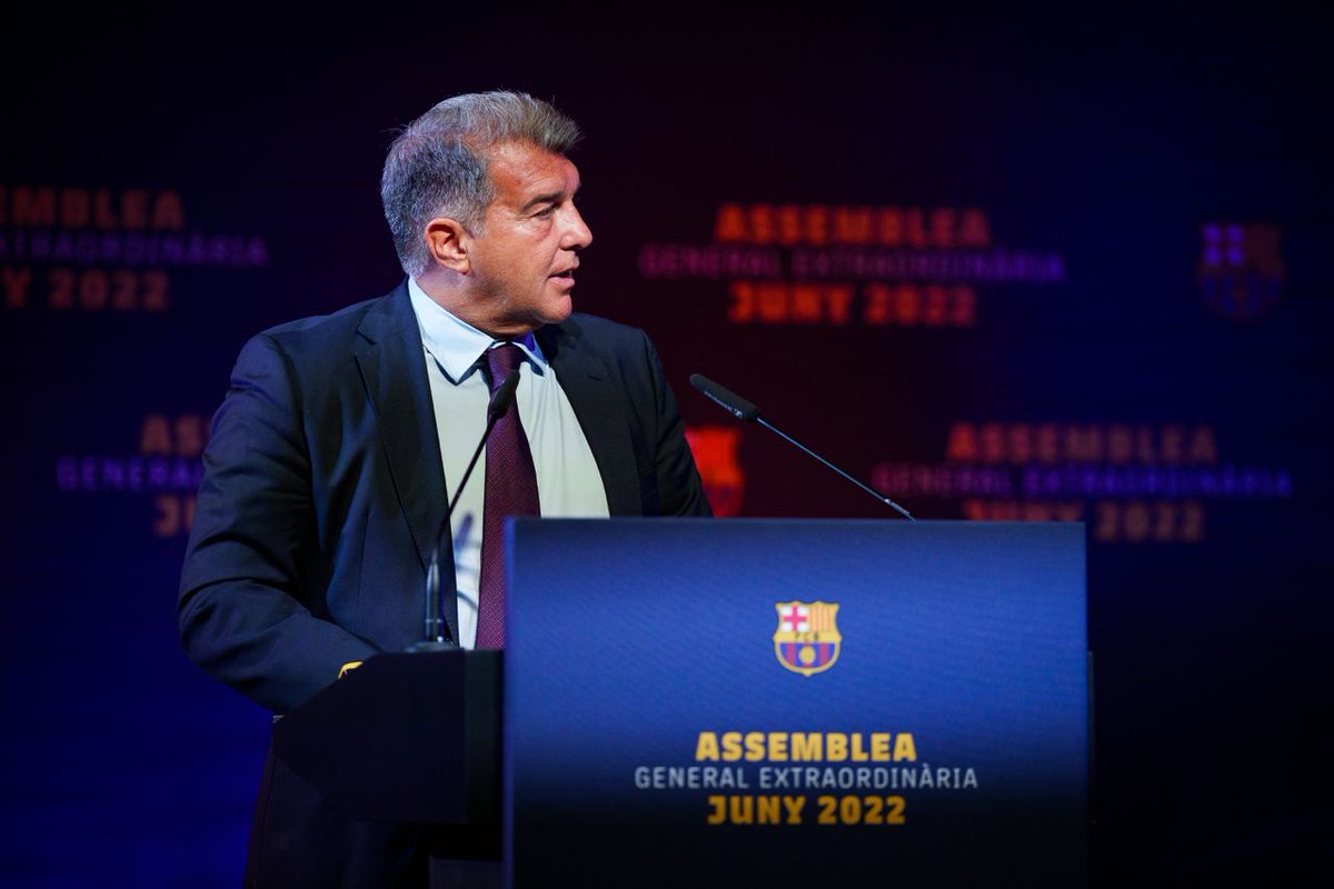 FCBarcelona_es's tweet image. ❝Quiero agradecer a todos los socios y socias que han participado y que han votado; hemos funcionado democráticamente y nos ha enaltecido como Club. Hemos decidido una cuestión muy importante para solucionar el presente y garantizar el futuro del Barça❞

🔊 - @JoanLaportaFCB -