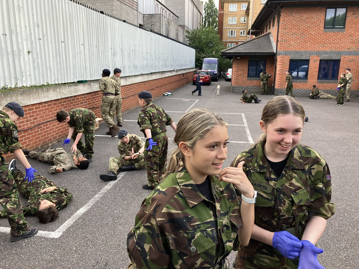 RC LASER (@regcomdtlaser) on Twitter photo Tonight’s sqn visit to 393 Finchley <a href="/MiddlesexATC/">Middlesex Wing RAFAC</a>, home to one of our top DACRE cadets, CWO Oddoye.Elementary First Aid training tonight, a great life skill for all. Great to chat to super efficient staff -TY for what u do <a href="/aircadetslaser/">Air Cadets LaSER</a> <a href="/ComdtAC/">Commandant RAF Air Cadets</a> Tonight’s sqn visit to 393 Finchley <a href="/MiddlesexATC/">Middlesex Wing RAFAC</a>, home to one of our top DACRE cadets, CWO Oddoye.Elementary First Aid training tonight, a great life skill for all. Great to chat to super efficient staff -TY for what u do <a href="/aircadetslaser/">Air Cadets LaSER</a> <a href="/ComdtAC/">Commandant RAF Air Cadets</a>