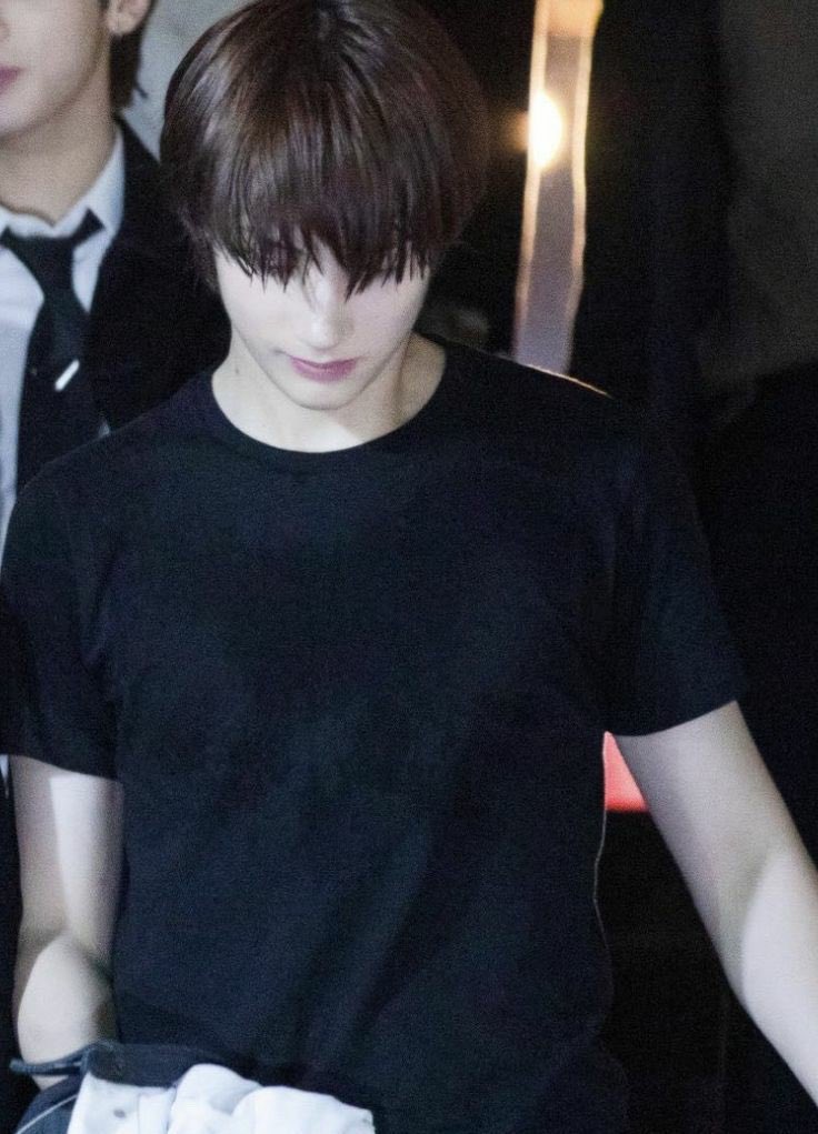 beatsss__'s tweet photo. 딱붙는거라니.........
딱붙는상의라니..........
나오늘무대로세달동안굶어도될것가타요 https://t.co/44bOhZxGvS