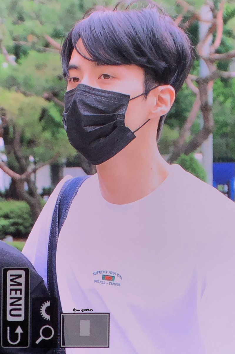 220624

#여원 #여창구 #YEOONE  #ヨウォン
#펜타곤    #PENTAGON    #ペンタゴン
<a href="/CUBE_PTG/">PENTAGON·펜타곤</a>