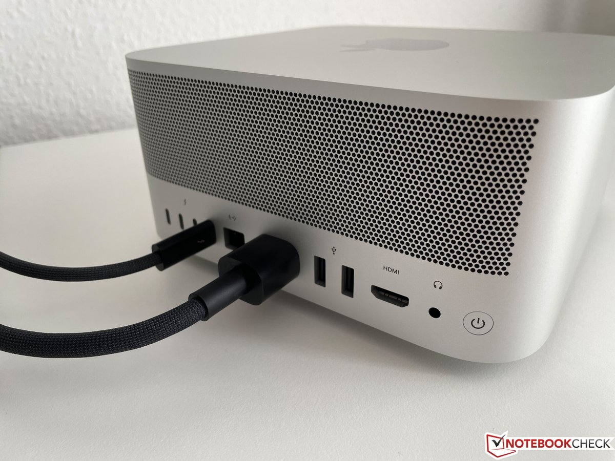 notebookcheckit's tweet image. Recensione Apple Mac Studio 2022 M1 Max e Studio Display: La combinazione perfetta per i creatori di contenuti?
bit.ly/3OhR71V
#apple #applemacstudio #macstudio2022 #studiodisplay #degisgner #Graphicsdesign  #design #creators #style @Apple