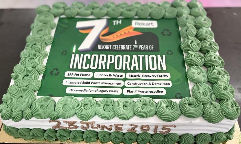 RekartOne's tweet photo. Catch a glimpse at how the #Rekart family celebrated its 7th company anniversary. ๐คฉ
A shout-out for past glories & visualizing upcoming achievements. ๐
#rekartfamily #OnlyOneEarth #7thanniversary #birthday #party #anniversary #celebration #years #happy #incorporationday https://t.co/blyDqwNdv0