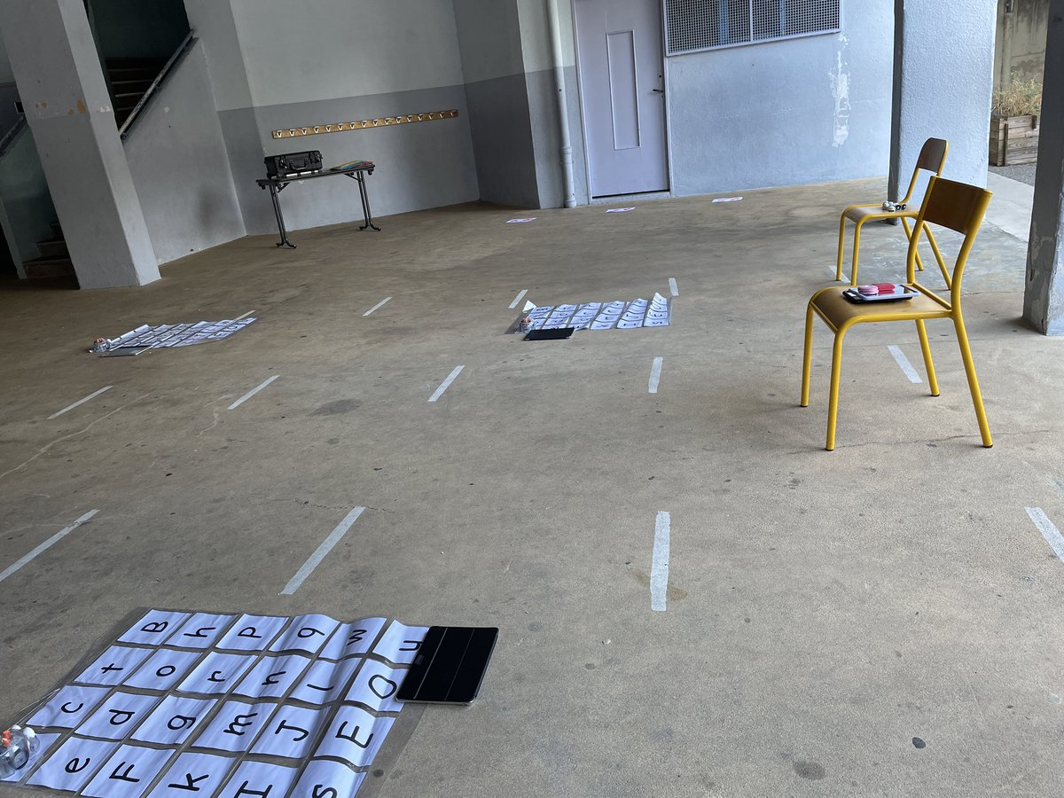 eriplolotte's tweet photo. #constellationmaths c’est partie pour deuxième session escape game https://t.co/sE0oSZte4M