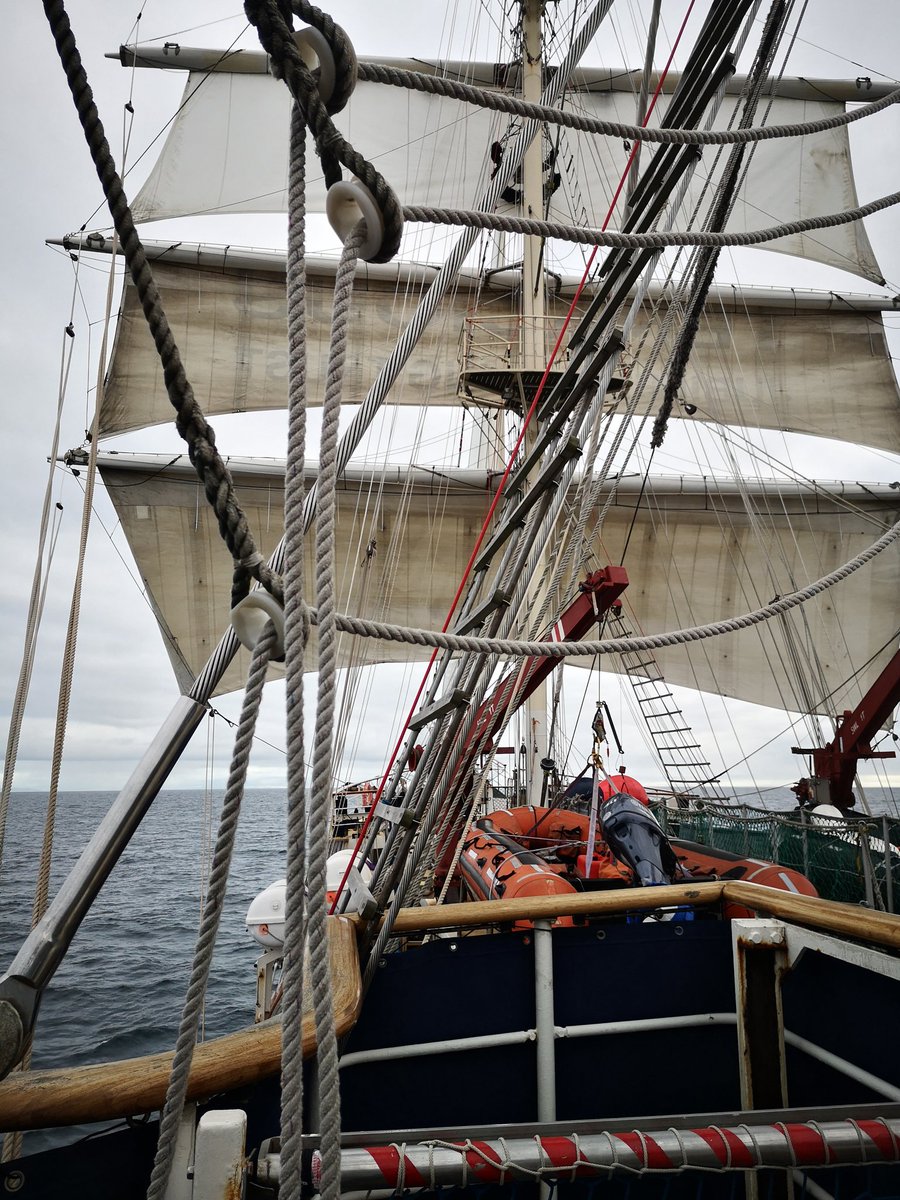 leona_tuck's tweet photo. Best way to travel back home from England is with the wind 🌬️🌊⚓
#UnderSail
#TallShipChallenge #JubileeSailingTrust #Dublin https://t.co/PlQIiZCvB3