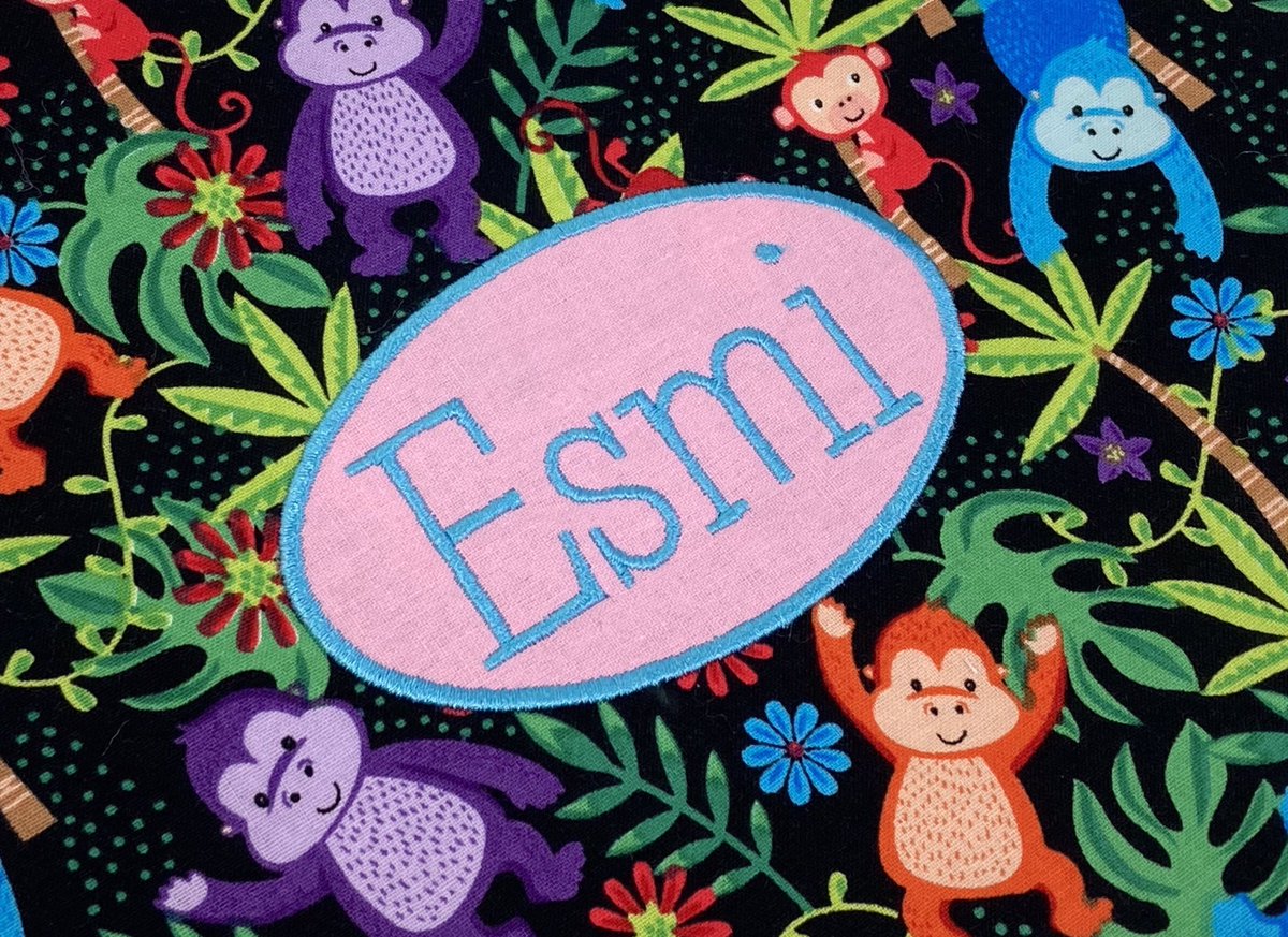 Babahoot4kids's tweet photo. Is your child going a party? No idea what gift to buy for birthday friend? These personalised pencil cases are unique and make ideal gift. 
See more at https://t.co/SLdQdzZK3j (ETSY) or https://t.co/saL4Oy69oy (Amazon)

#EarlyBiz #partygift #handmade #etsy #Babahoot #shark Dinos https://t.co/ZkTaSZj7tP
