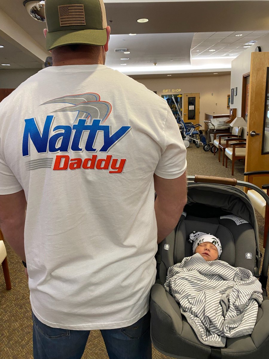 scottnel_6's tweet photo. I love these 😂❤️ #nephewintraining https://t.co/4ziMHRj623