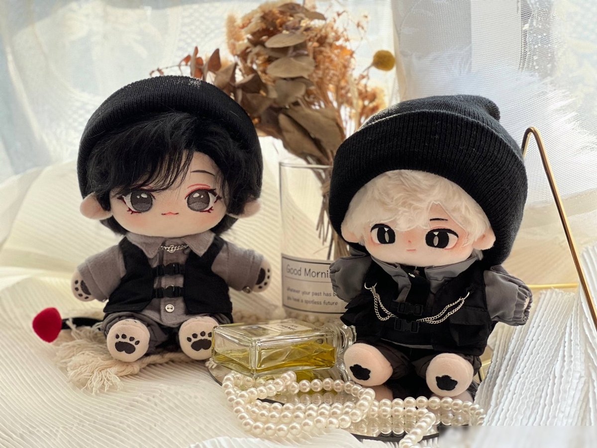 aenichaina's tweet photo. 🎀20cm 무속성 인형옷 《토끼성 수호대 시리즈》 공구 시작합니다!!🎀
기간: ~07.05 23:59
링크: https://t.co/Ja1CYqYOYt

#무솜인덕장터 #솜솜인덕장터 #솜솜옷장터 #인형옷 #20cm인형옷 #인형옷장터 #무속성인형옷 #무속성 #솜인덕장터 #솜인형장터 #솜인형_장터 https://t.co/C2x8dV3TIc
