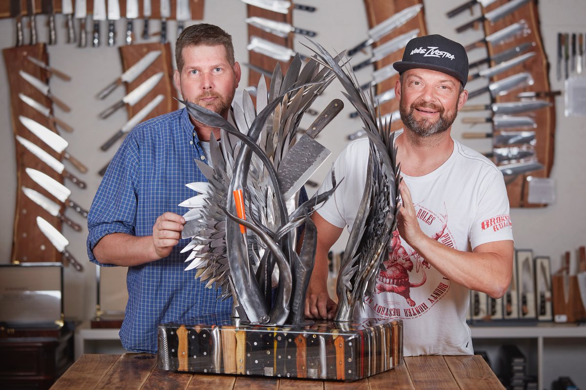 DellingerKnives's tweet photo. Pojďte s námi pomáhat! Během Covidu jsme od vás všech sbírali staré, nepotřebné a poničené nože a právě díky vám a Covidu navzdory mohl vzniknout tento projekt. Zapojte se do dobročinné dražby na pomoc dětské úrazové klinice v Brně! https://t.co/9auS6s83LX #Charity #pomahame https://t.co/WiGsOYJoAd