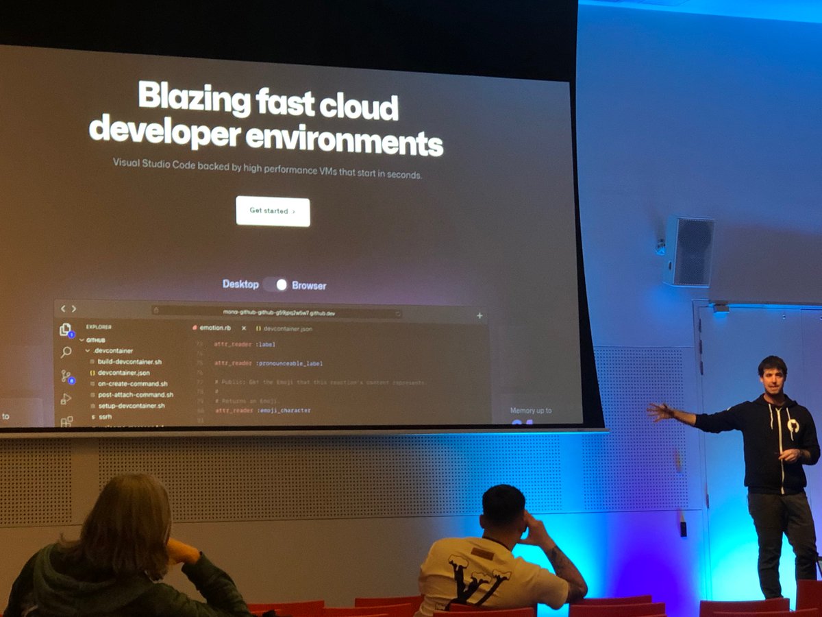 devrelmatters's tweet photo. @damovisa showing #NDCMelbourne how to work smarter, not harder… 23GB in 10 seconds!

I love how companies are starting to really focus on end-to-end developer experiences. https://t.co/EzogOjUOtd