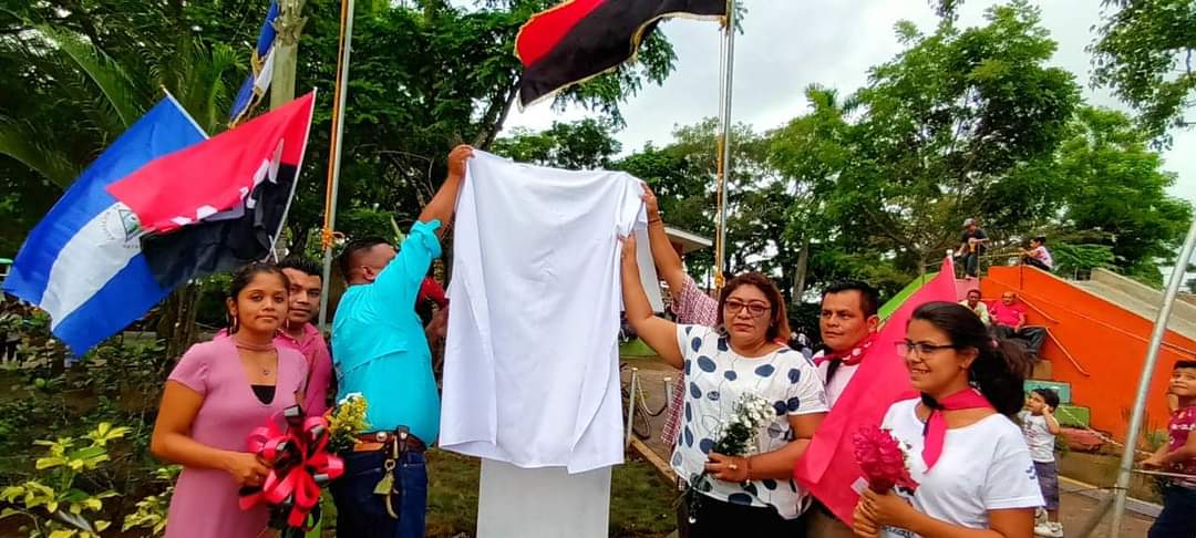huella_sandinis's tweet photo. #UnidosEnVictorias En #Masatepe,
Masaya Conmemoraron el 8️⃣6️⃣ aniversario del Natalicio del Padre de la Revolución Popular Sandinista Carlos Fonseca Amador .
#Carlos86SeguimosVenciendo
@CaleroMariela @Atego16 @RDRFSLN_ https://t.co/p8ZaBPN8zw