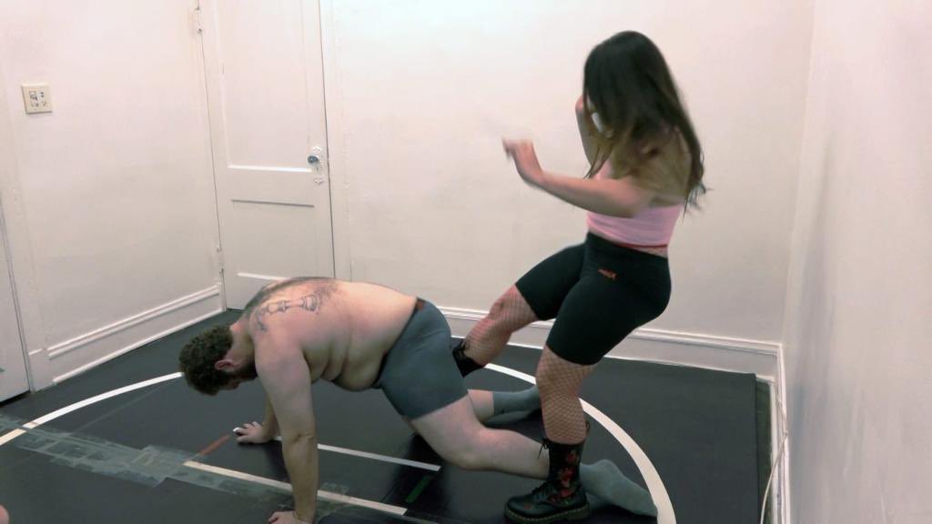 Angelica Ko “The Italian Knockout” 🇮🇹 tweet media