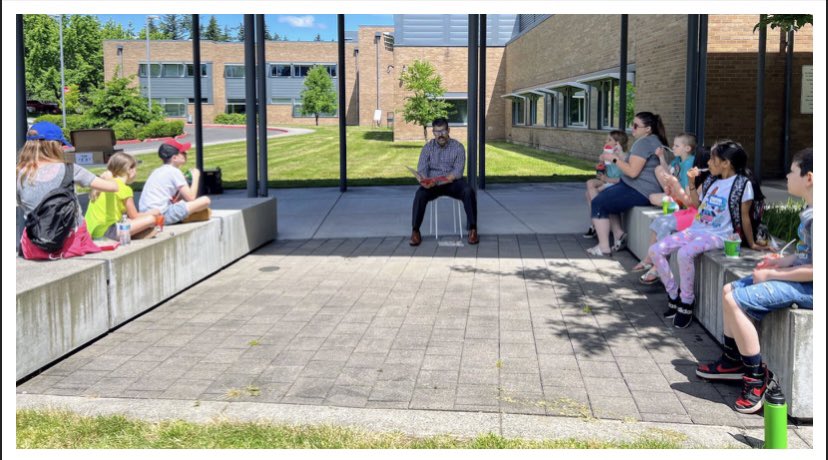 SuptCamas's tweet photo. Simply a wonderful week in and around Camas Schools. Helping to inspire kids to read, especially over the summer…and closing the evening by bringing back alumn to the hardwood. @PapermakerFB @camasboosters @CamasHighSchool #commitmenttocamas https://t.co/Ghzt5R9FRp