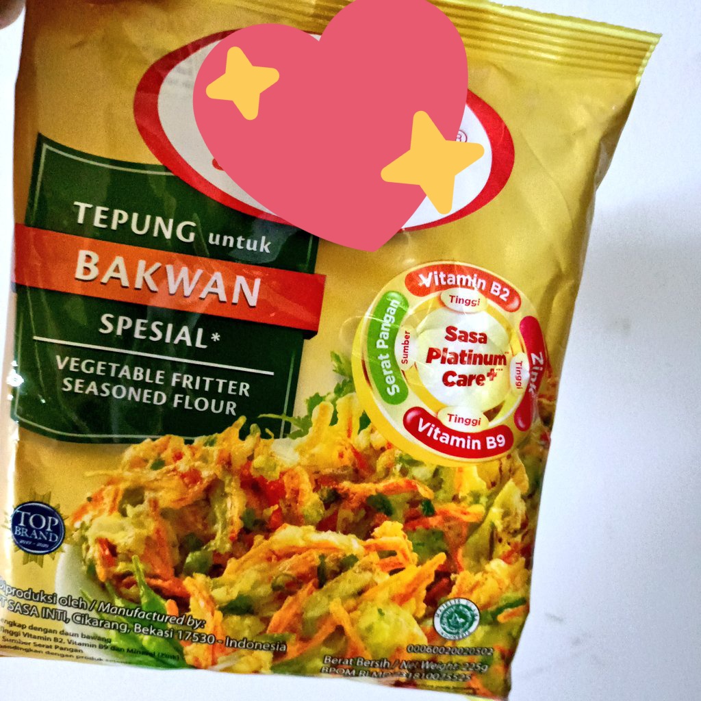 Hal_Masahito's tweet photo. OHAAABUUUNNN 🐝💛💐 Happy Friday semuanyaa.. Awali harimu dengan bikin Bakwan.😁✨ #VtuberID #breakfast #bakwan #ote2 #bala2 https://t.co/9GjAKPi9El