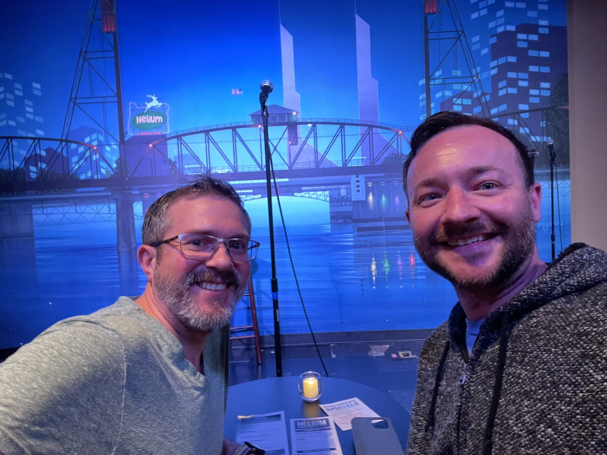 smilewithsteven's tweet photo. I guess @margaretcho will have no problem seeing me and @perrylarkin tonight! #FrontRowCenter https://t.co/HjMcirdypH
