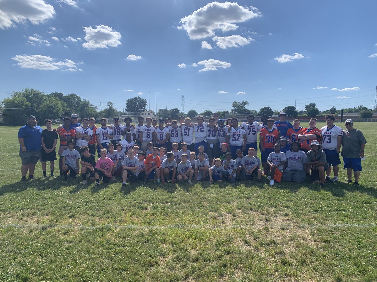 Lincoln Park Football tweet media