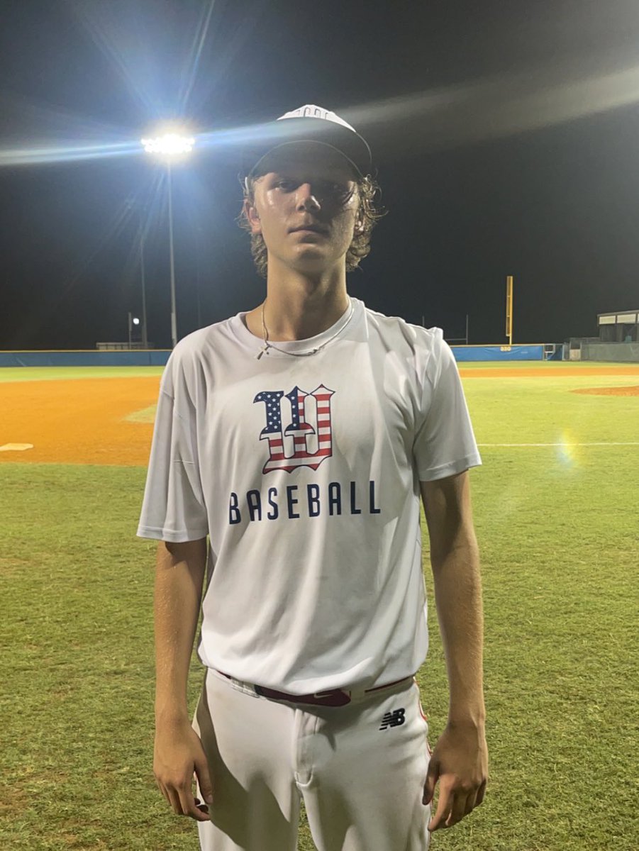 FiveToolETX's tweet image. F: Dugout Navy 5, Houston Warriors Red 3
PoG: Mason Swagerty 6 IP, 2K, BB | 1-2, 2B