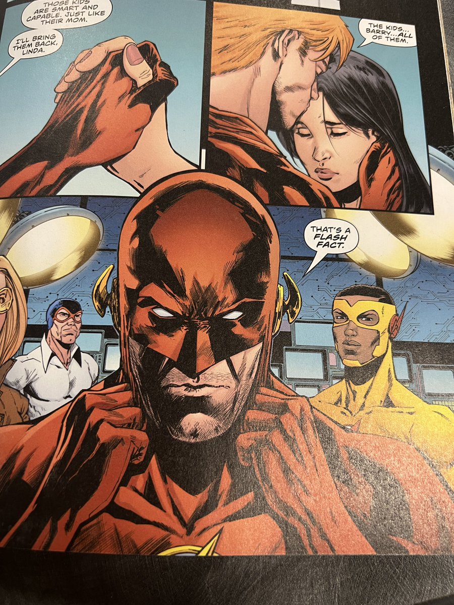 PeteIllustrated's tweet image. It’s been far too long since once seen this is a Flash book! #flashfact
