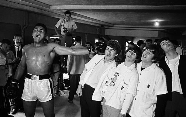 crockpics's tweet image. Muhammad Ali and The Beatles, 1964. Photo by Chris Smith.