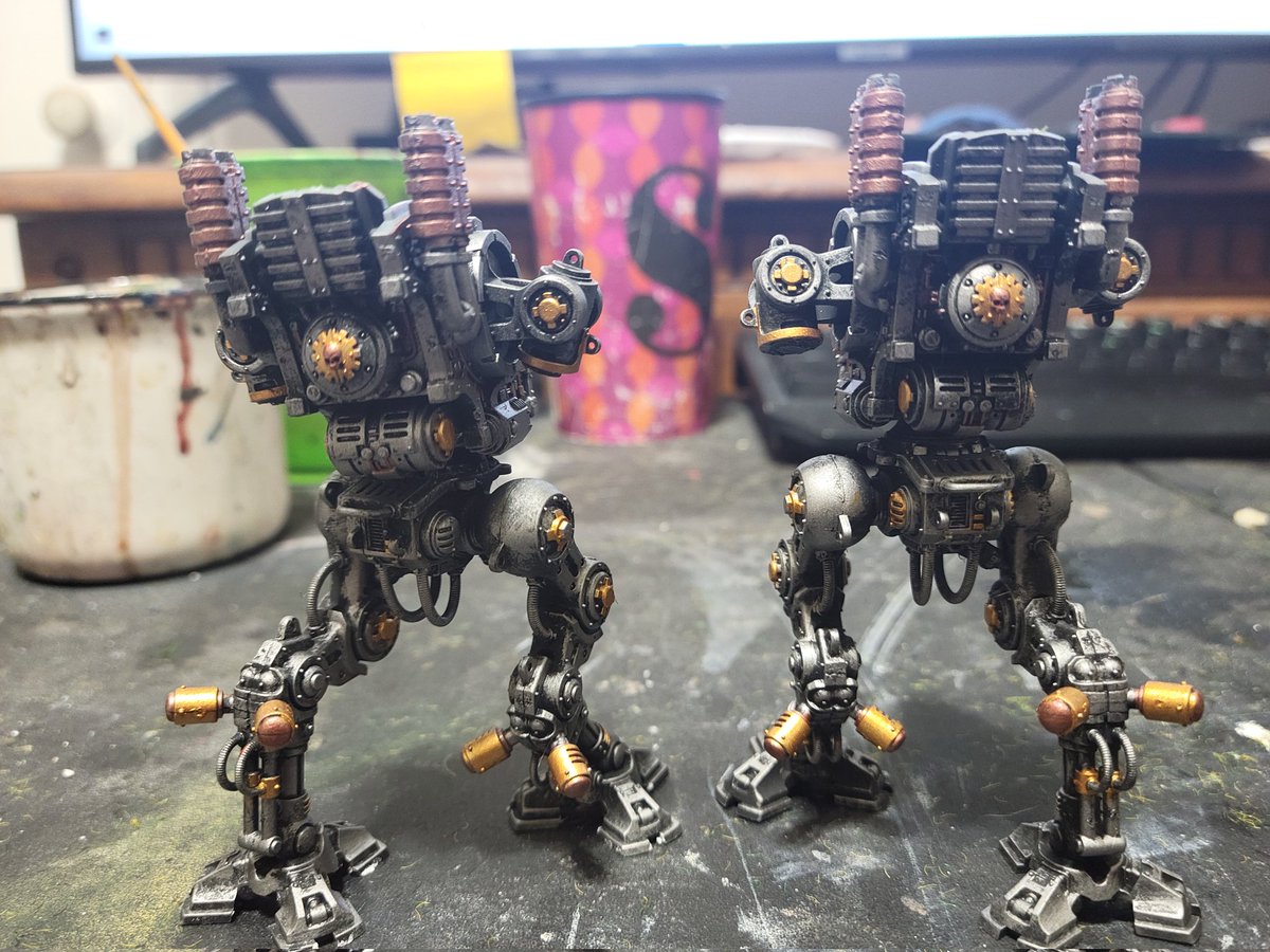 LabKPainting's tweet photo. #hobbystreak day 494. Started on the skeletons for the armigers and the bases for them. Tommorow I'll start on the panels and finish base coating the bases.
#Warmongers #Wargaming #WarhammerCommunity #warhammer #Imperial #knights #warhammer40k #armigers https://t.co/wbG74g8aYQ